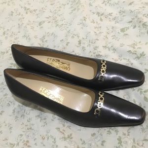 Black Ferragamo Heels 2A (narrow)